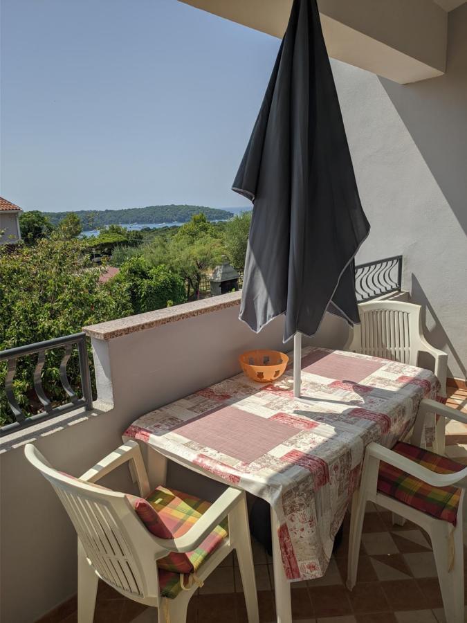 Villa Triton Vinkuran Exterior photo