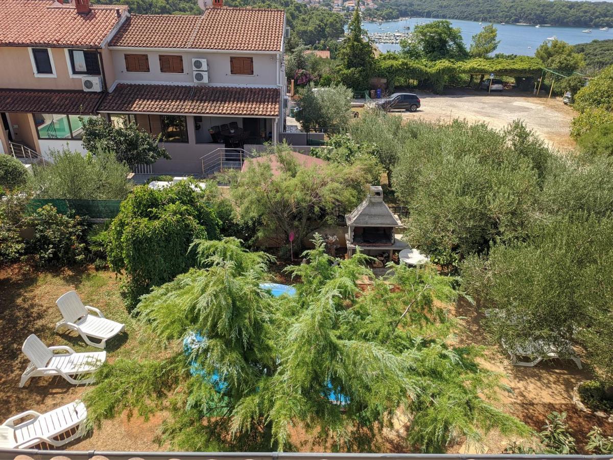 Villa Triton Vinkuran Exterior photo
